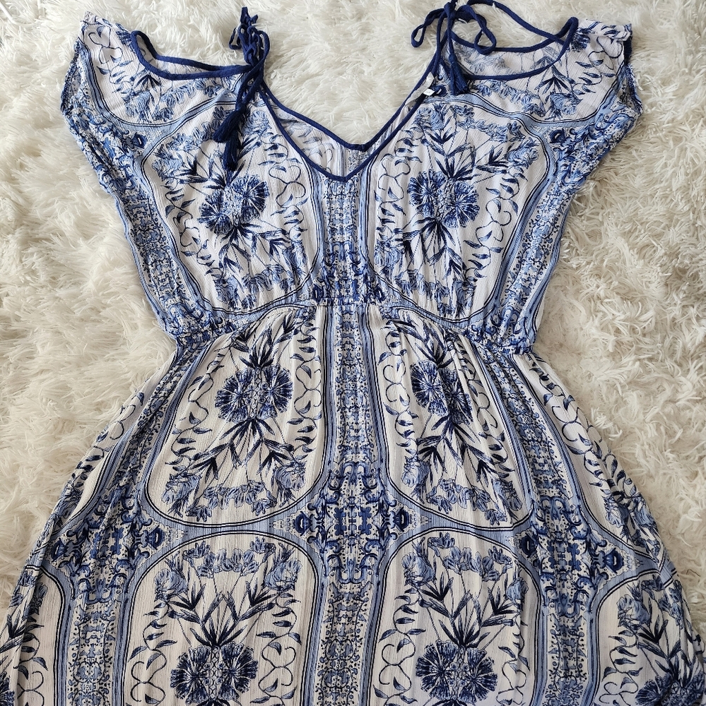 Amiani Resort Fashion Boho Crochet Trim MAXI.Dress Blue White.Pit To Pit 24"